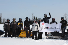 Гонки на снегоходах с компаниями Allied Telesis и Landata