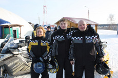 Гонки на снегоходах с компаниями Allied Telesis и Landata