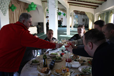 Гонки на снегоходах с компаниями Allied Telesis и Landata