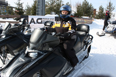 Гонки на снегоходах с компаниями Allied Telesis и Landata