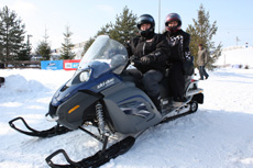 Гонки на снегоходах с компаниями Allied Telesis и Landata